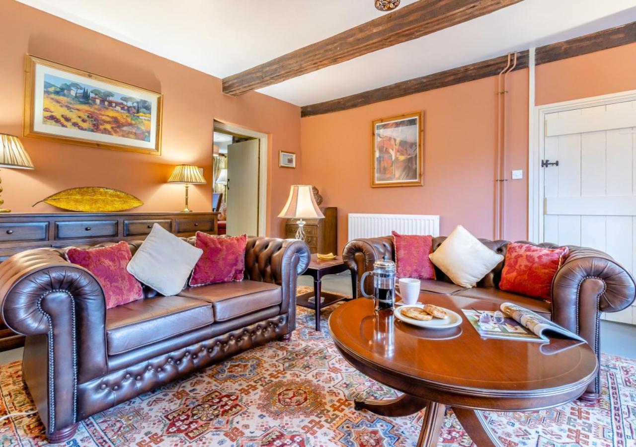 Castell Madoc Cottages Lower Chapel Екстериор снимка
