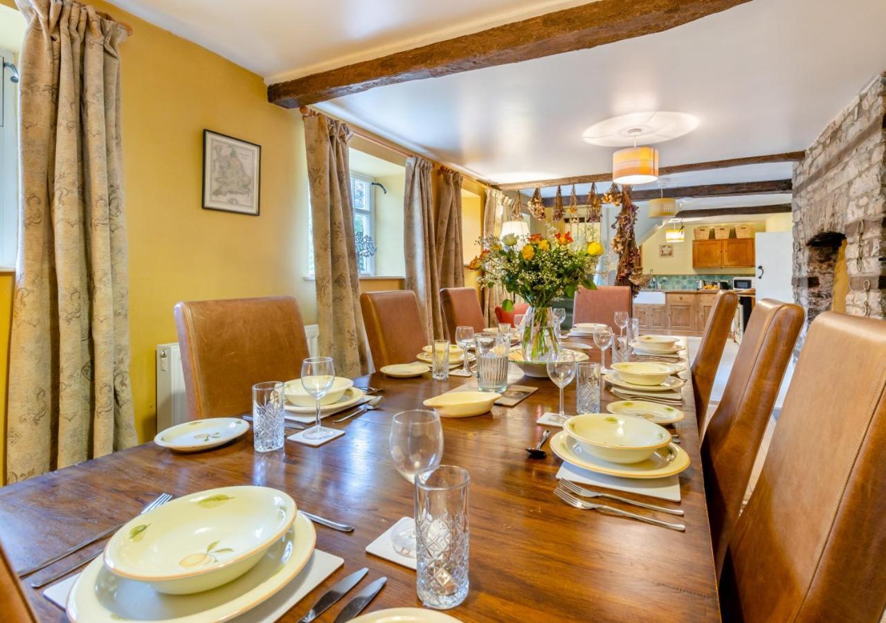 Castell Madoc Cottages Lower Chapel Екстериор снимка